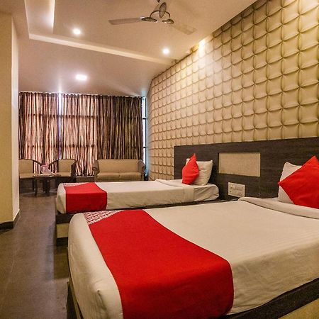 Super Collection O Indian Suites Near Sitara Restaurant Bangalore Exteriör bild