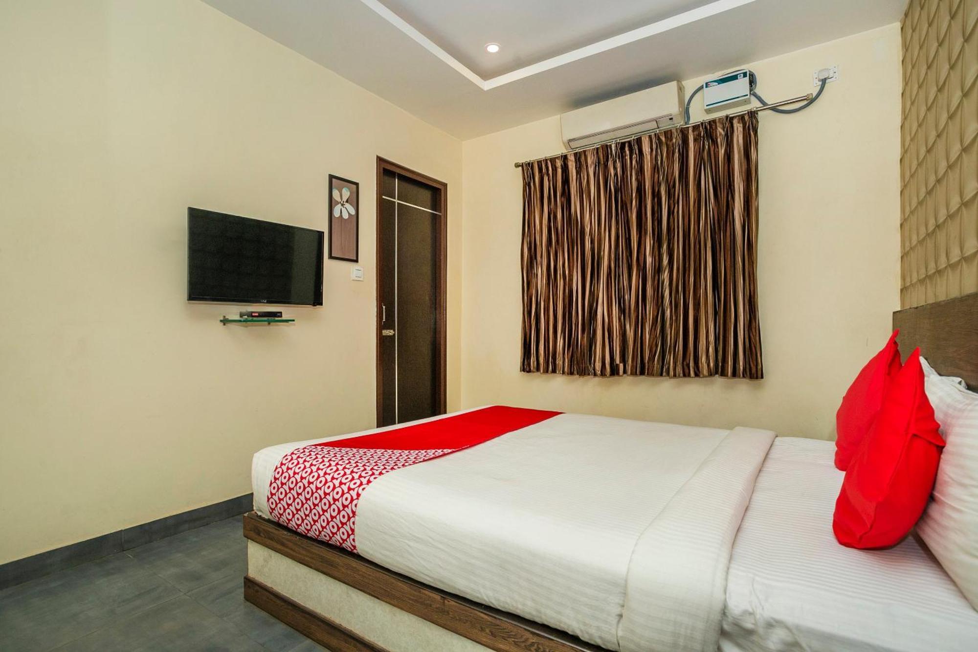 Super Collection O Indian Suites Near Sitara Restaurant Bangalore Exteriör bild