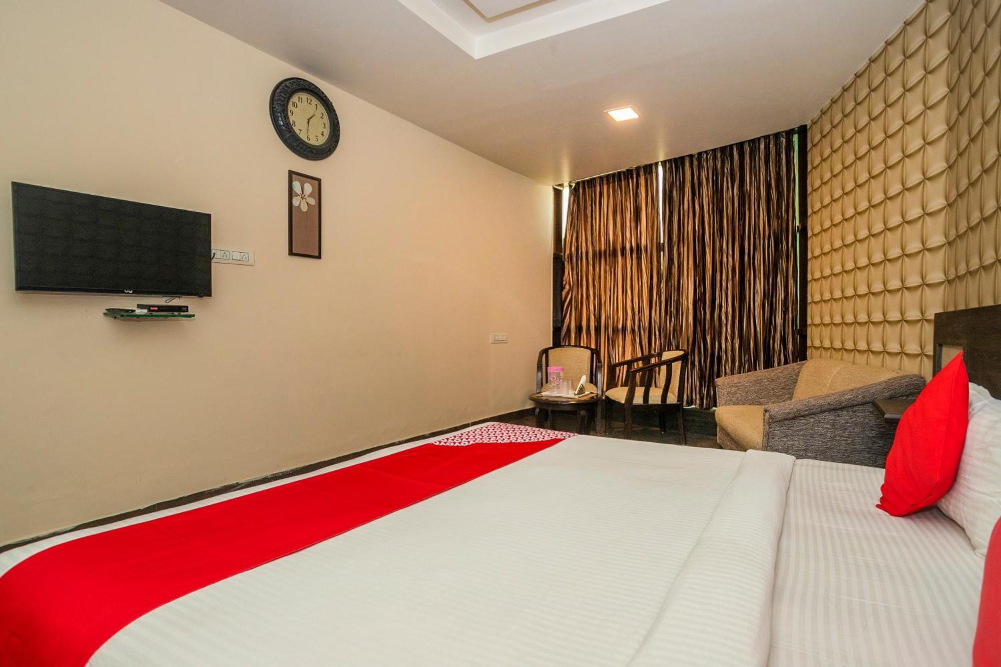 Super Collection O Indian Suites Near Sitara Restaurant Bangalore Exteriör bild